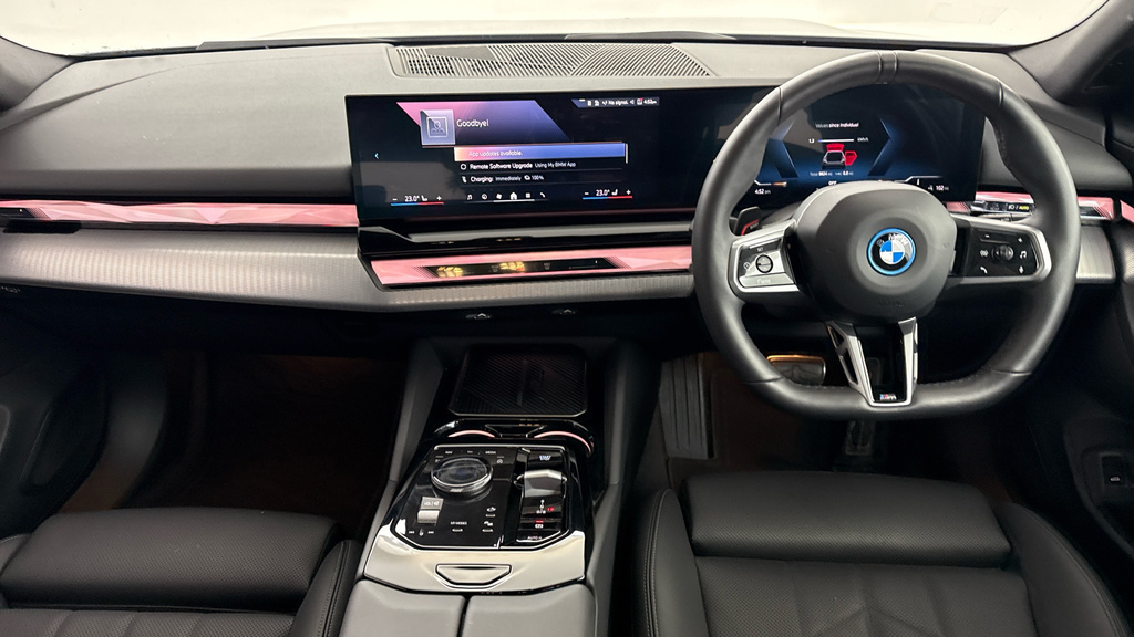 BMW i5 Estate Grey #4