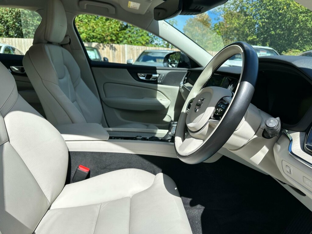 Volvo V60  Silver #10