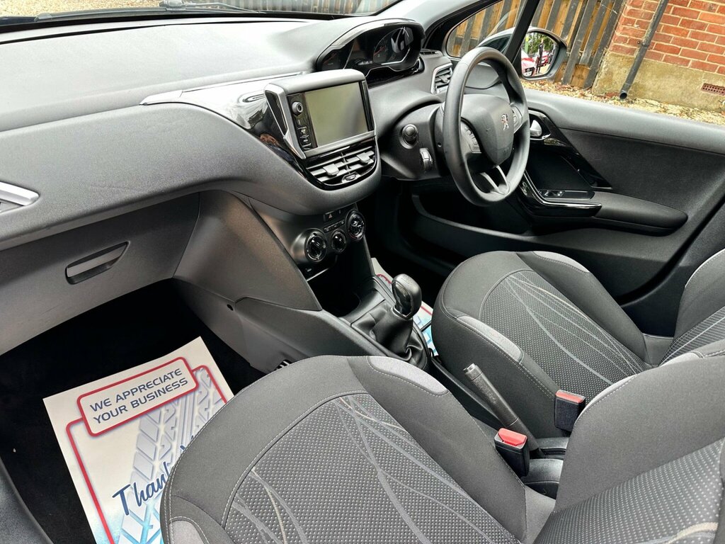 Peugeot 208 1.0 Vti Active White #13