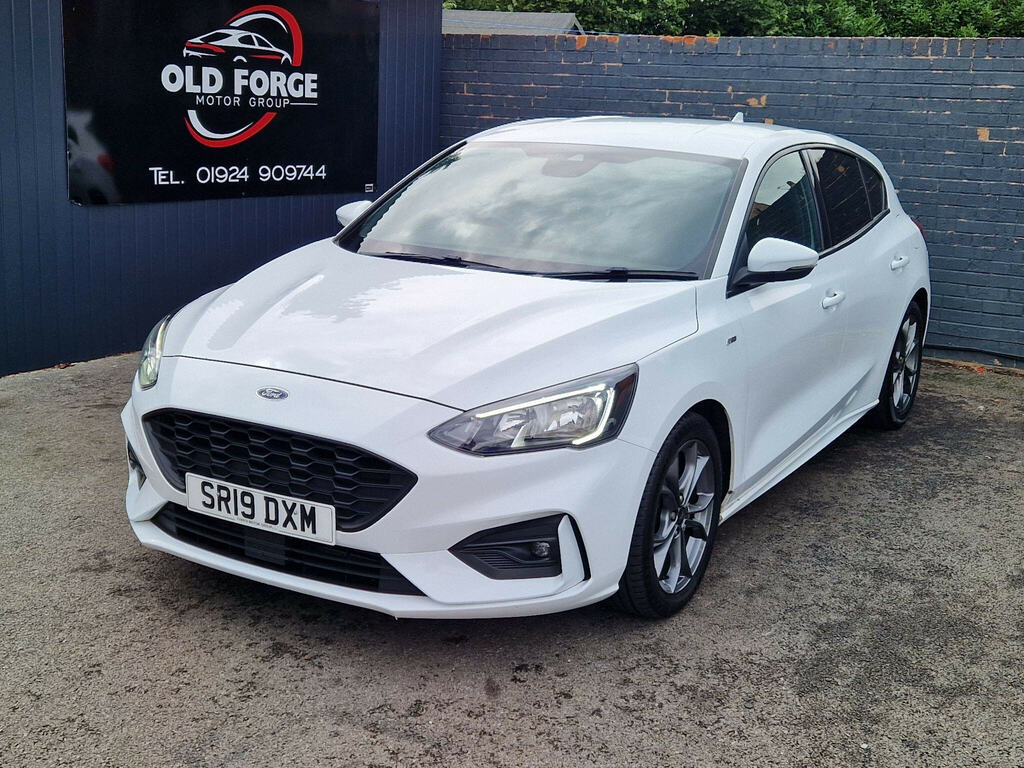Ford Focus 1.0T Ecoboost St-line Euro 6 Ss White