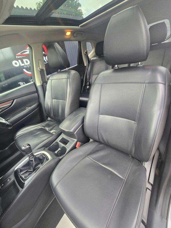 Nissan X-Trail N-tec White #33