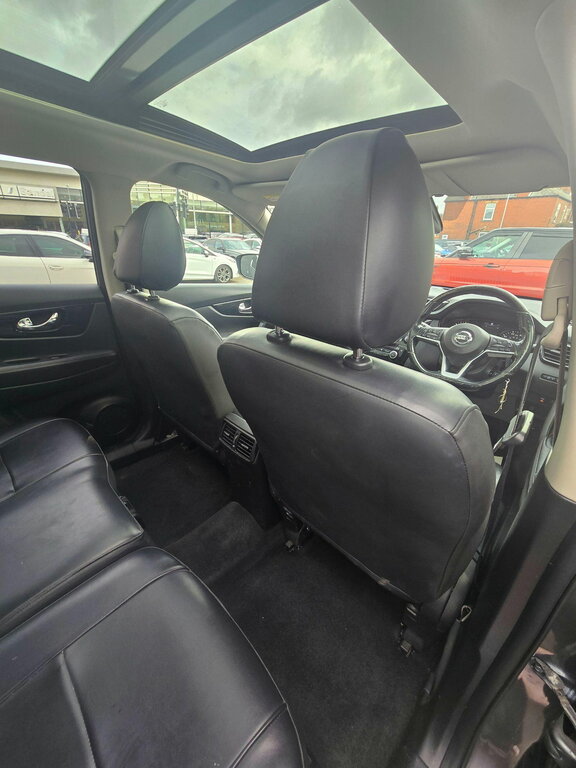 Nissan X-Trail N-tec White #30