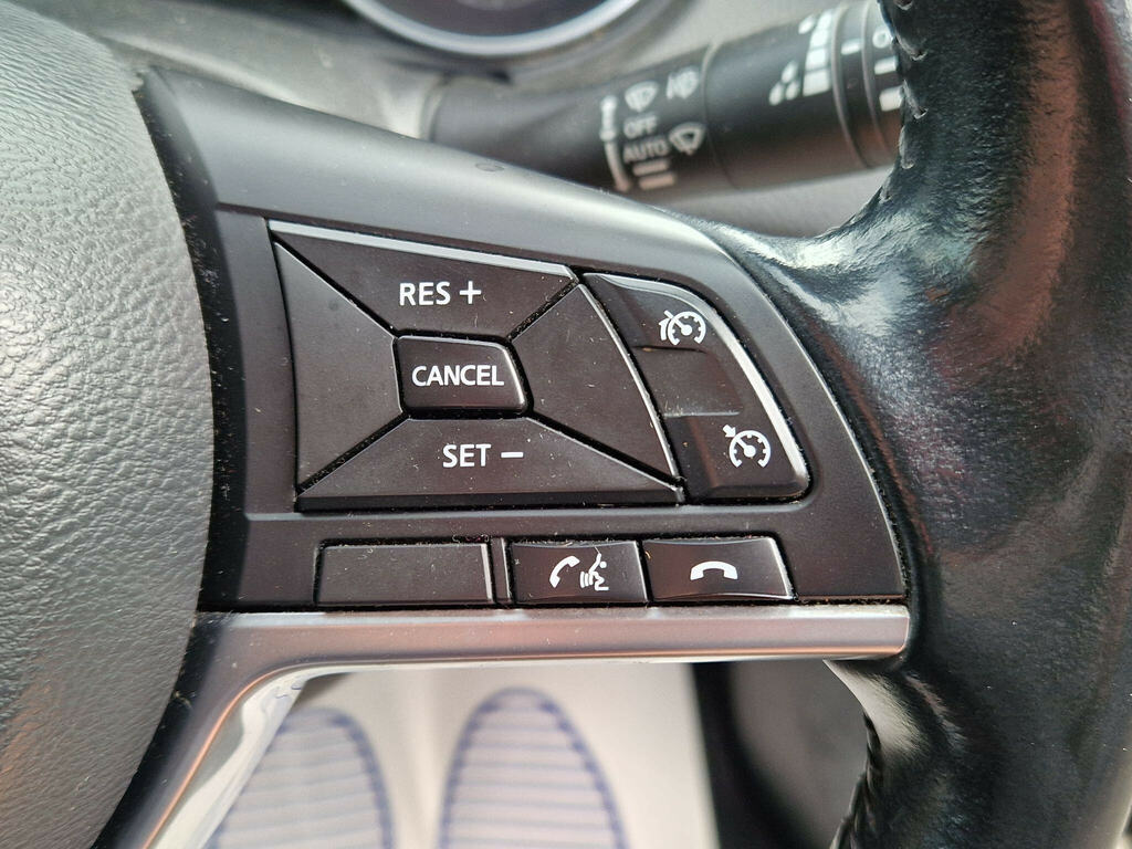 Nissan Qashqai 1.3 Dig-t 140 Tekna Plus White #48