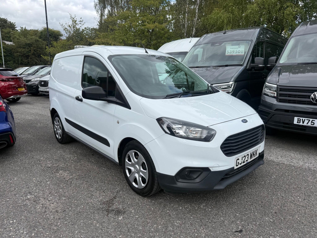 Ford Transit Courier Mpv White