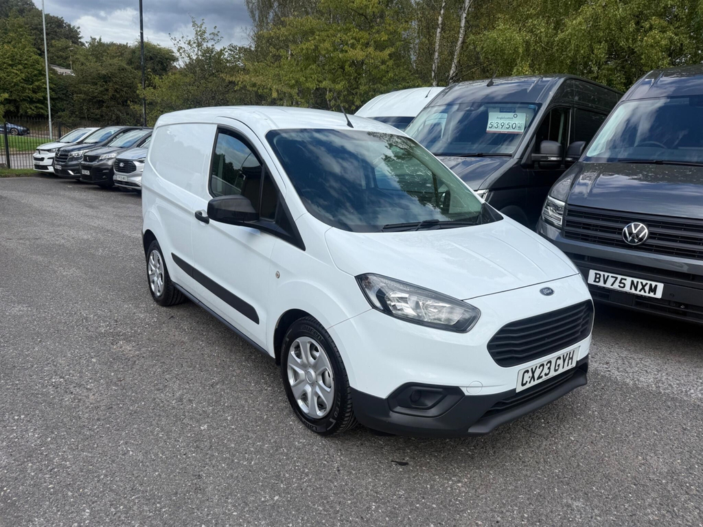 Ford Transit Courier Mpv White