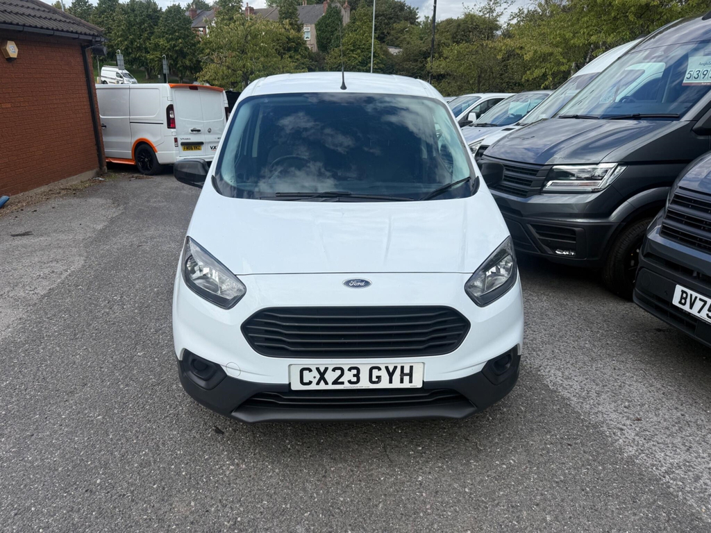 Ford Transit Courier Mpv White #2