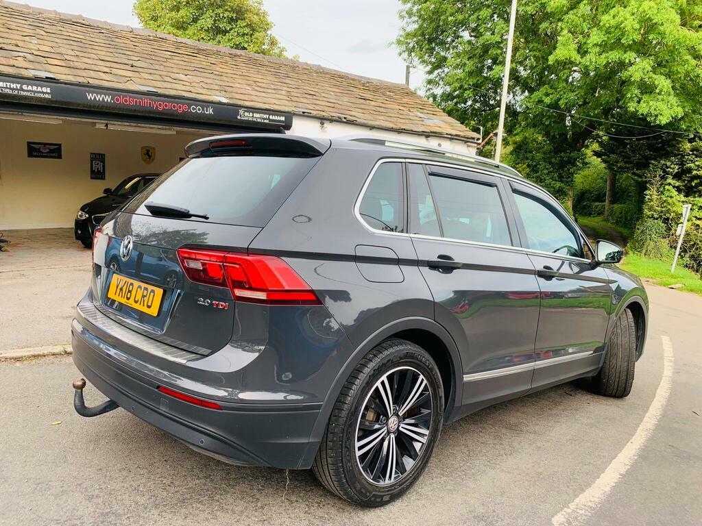 Volkswagen Tiguan Se Navigation Silver #7
