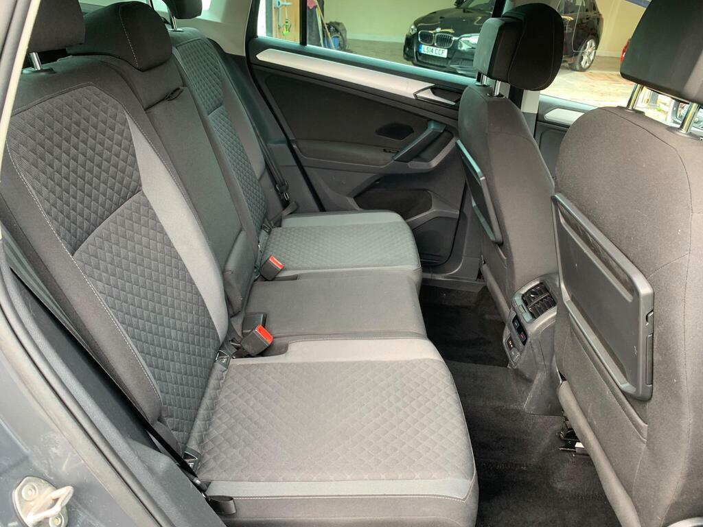 Volkswagen Tiguan Se Navigation Silver #15