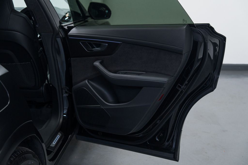Audi SQ8 Petrol Black #59
