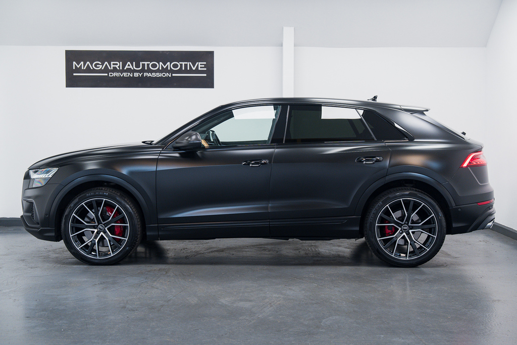 Audi SQ8 Petrol Black #19