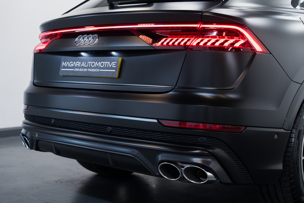 Audi SQ8 Petrol Black #12