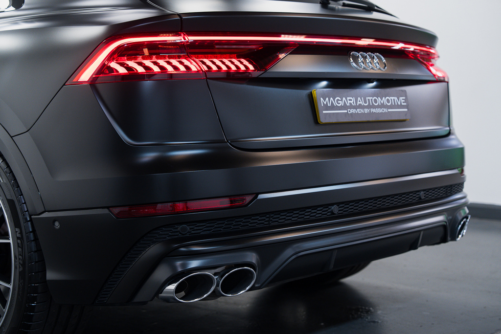 Audi SQ8 Petrol Black #18