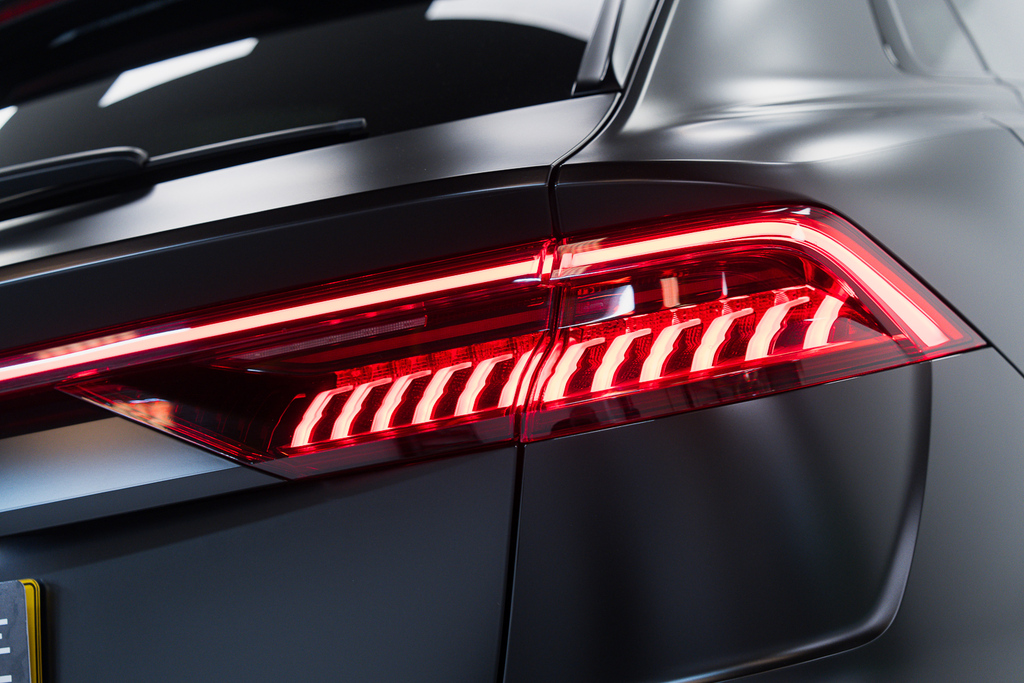 Audi SQ8 Petrol Black #14