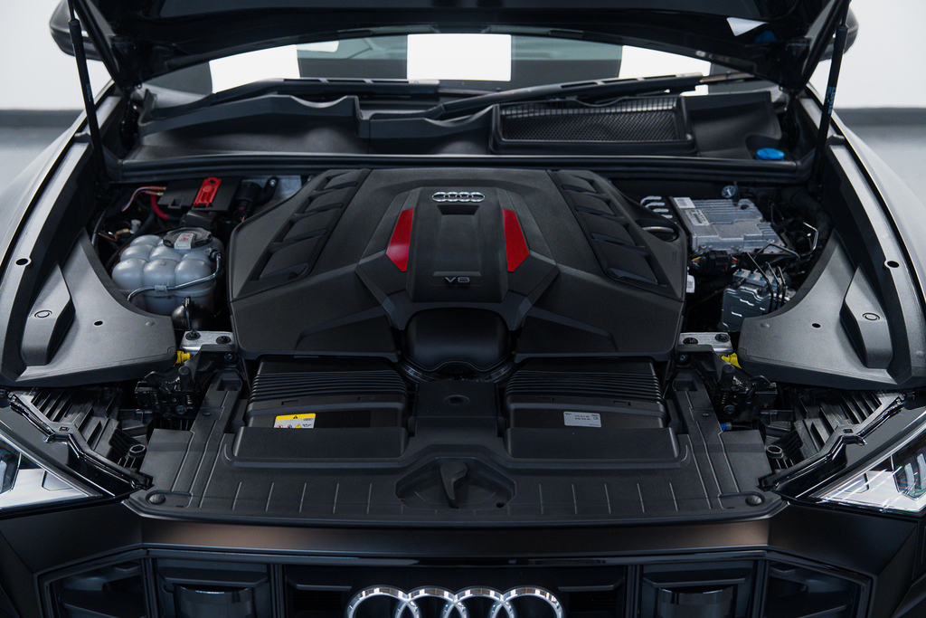 Audi SQ8 Petrol Black #64