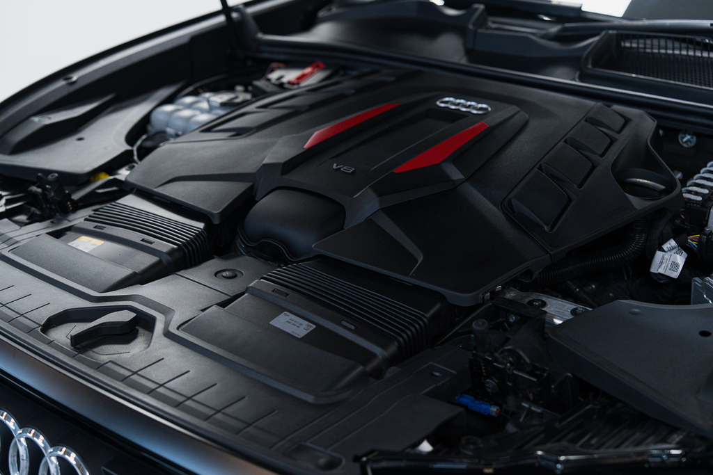 Audi SQ8 Petrol Black #66