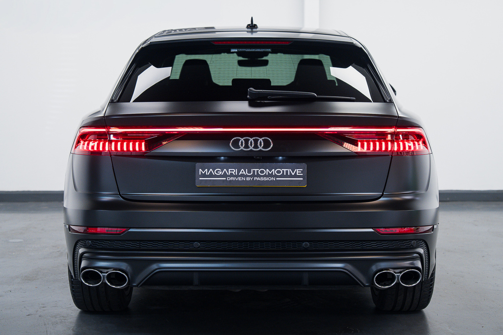Audi SQ8 Petrol Black #15