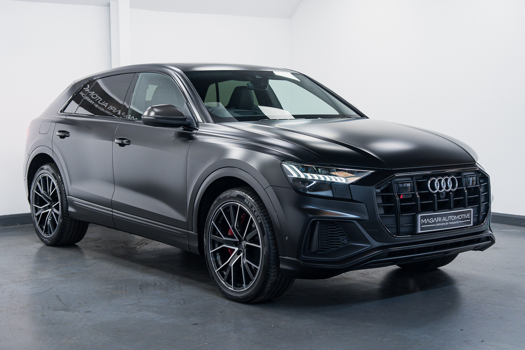 Audi SQ8 Petrol Black #9