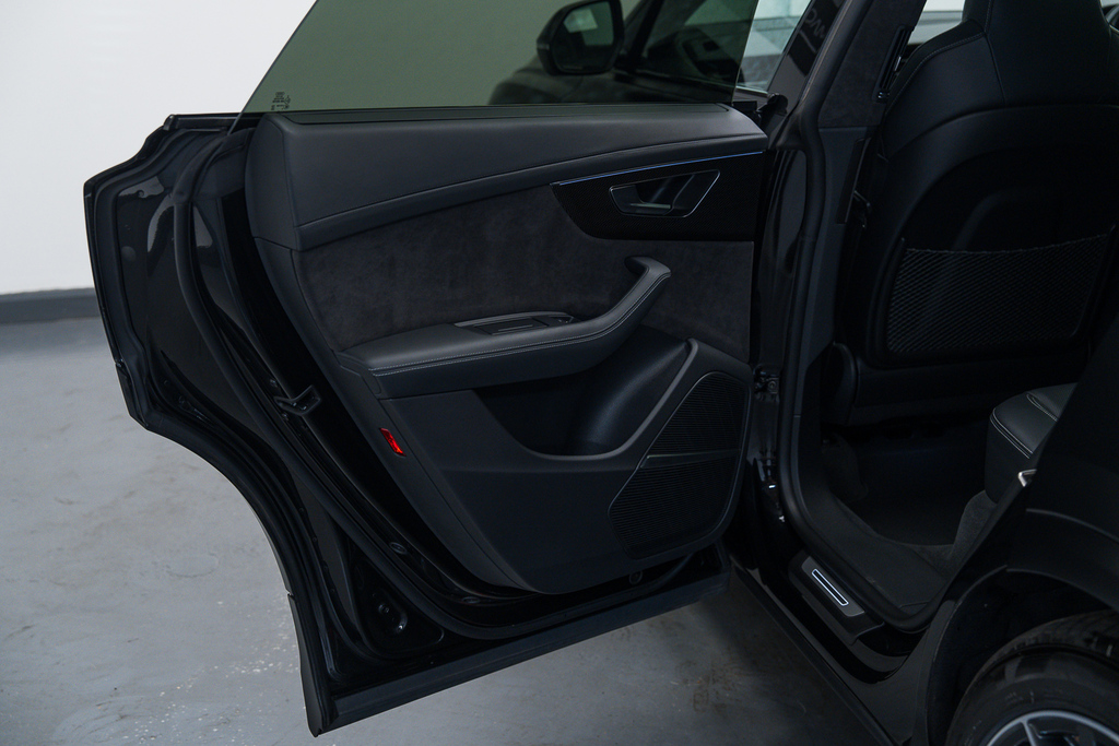 Audi SQ8 Petrol Black #57