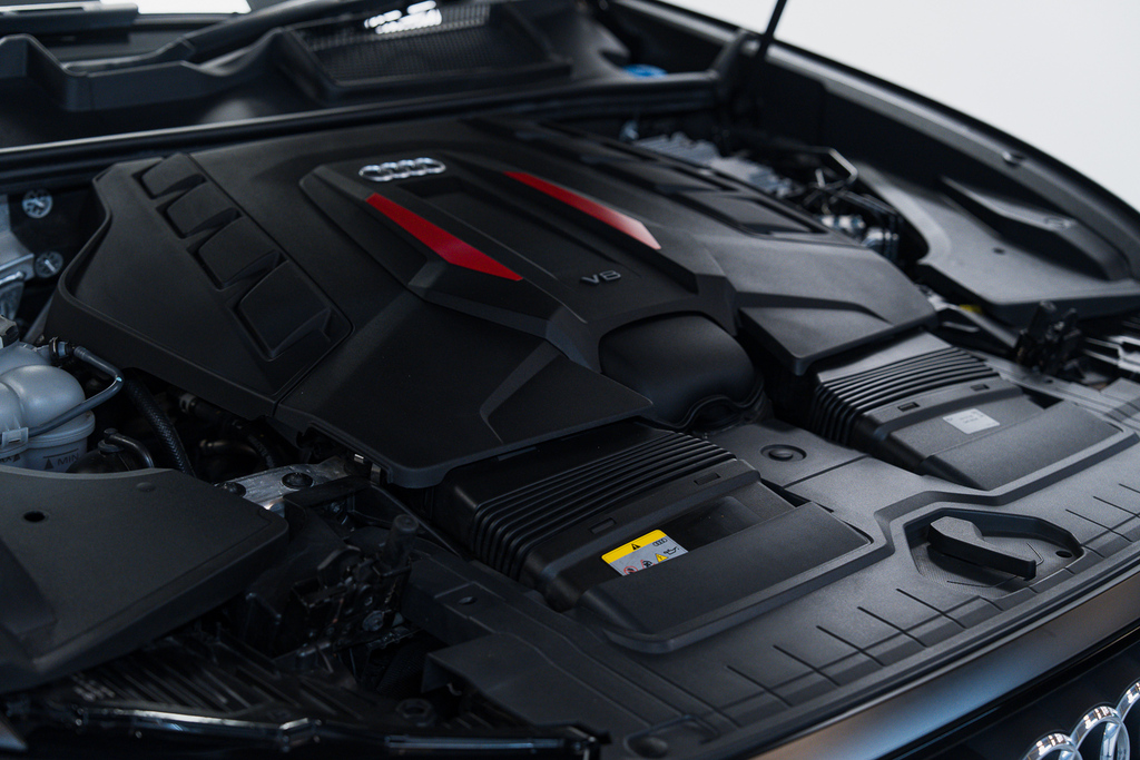 Audi SQ8 Petrol Black #63