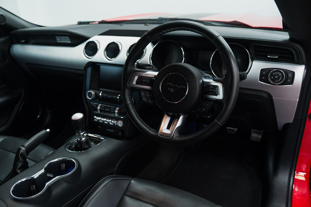 Ford Mustang Gt Red #39