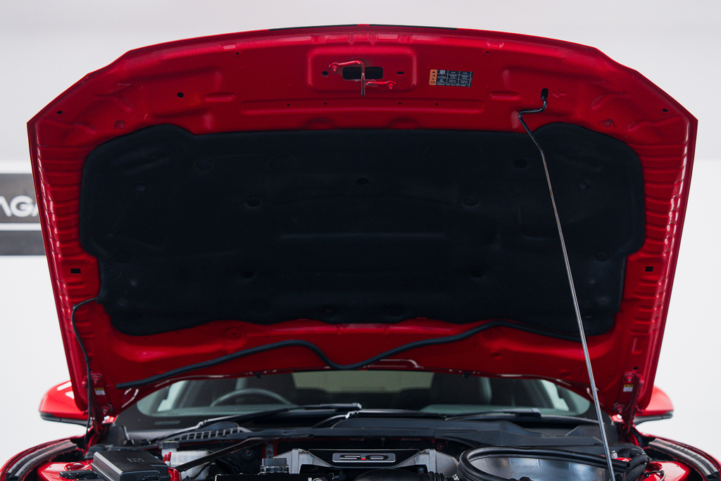 Ford Mustang Gt Red #64