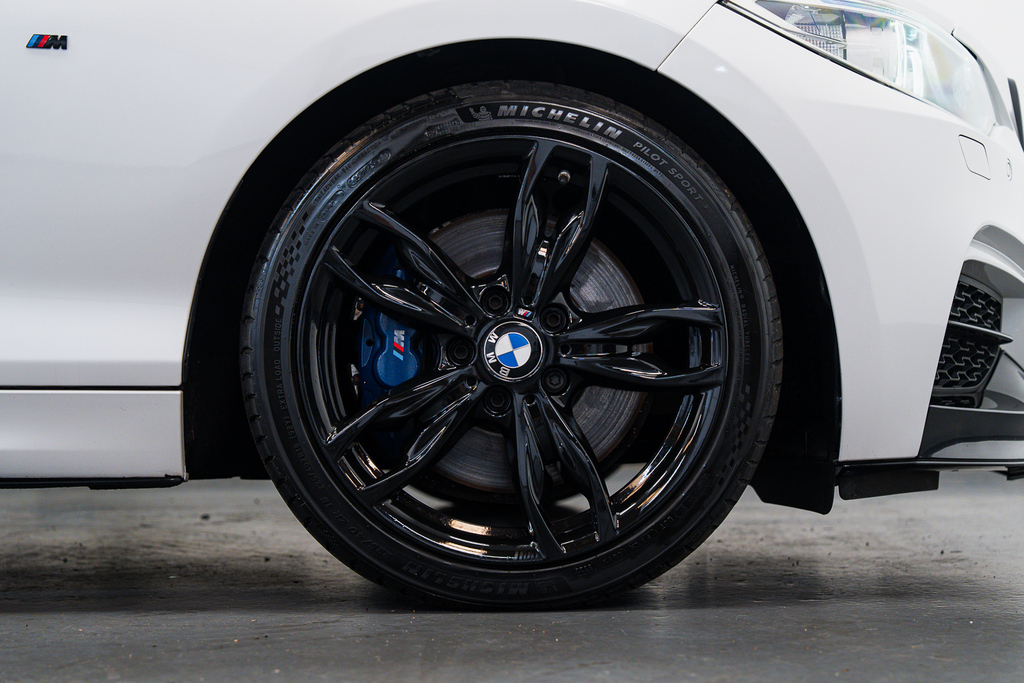 BMW 2 Series Petrol White #2
