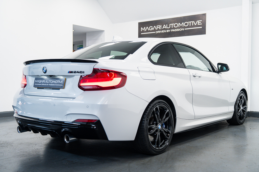 BMW 2 Series Red #13