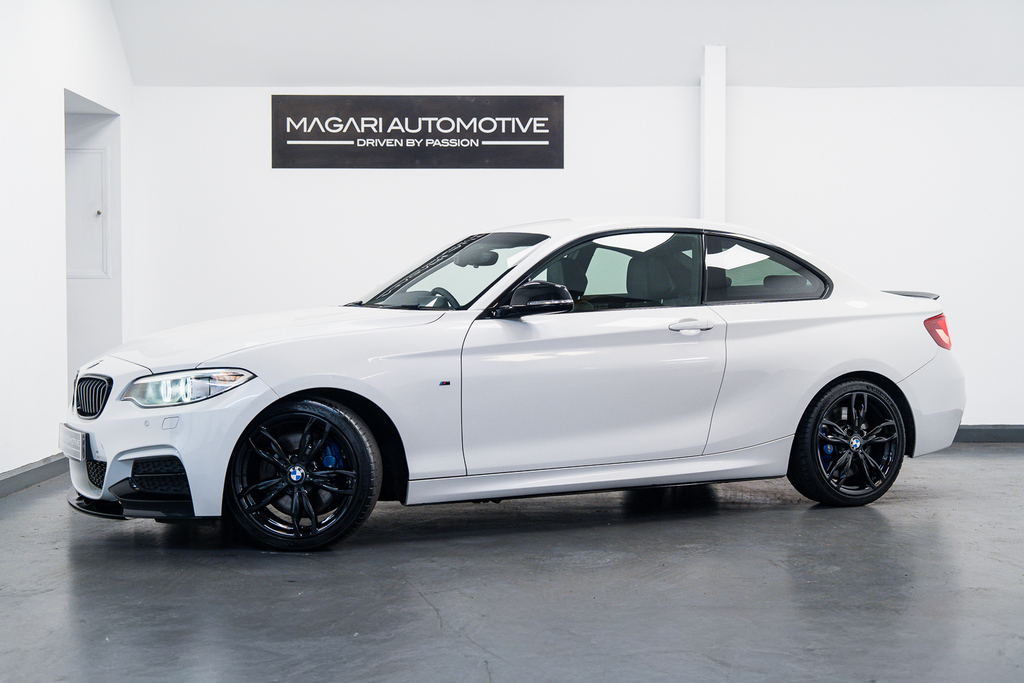BMW 2 Series Petrol White #4