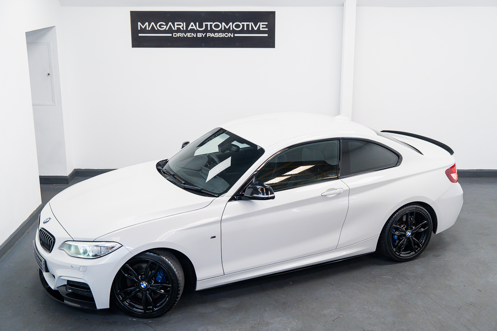 BMW 2 Series Petrol White #5