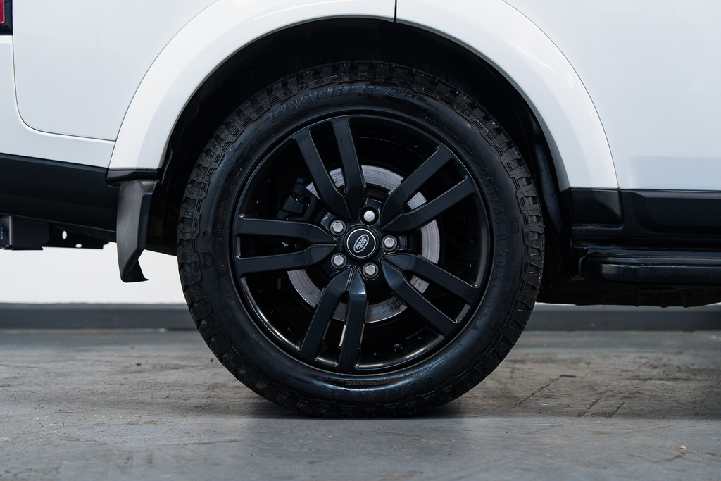 Land Rover Discovery 4 Suv White #32