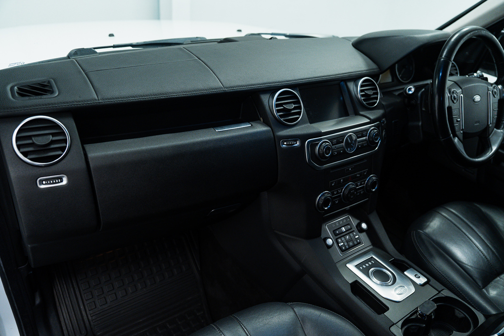 Land Rover Discovery 4 Suv White #45