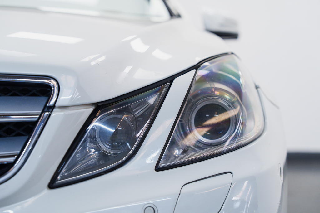 Mercedes-Benz E Class Diesel White #6