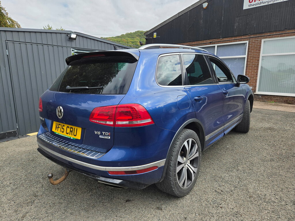 Volkswagen Touareg 3.0 Tdi V6 Bluemotion Tech R-line Suv T Blue #2