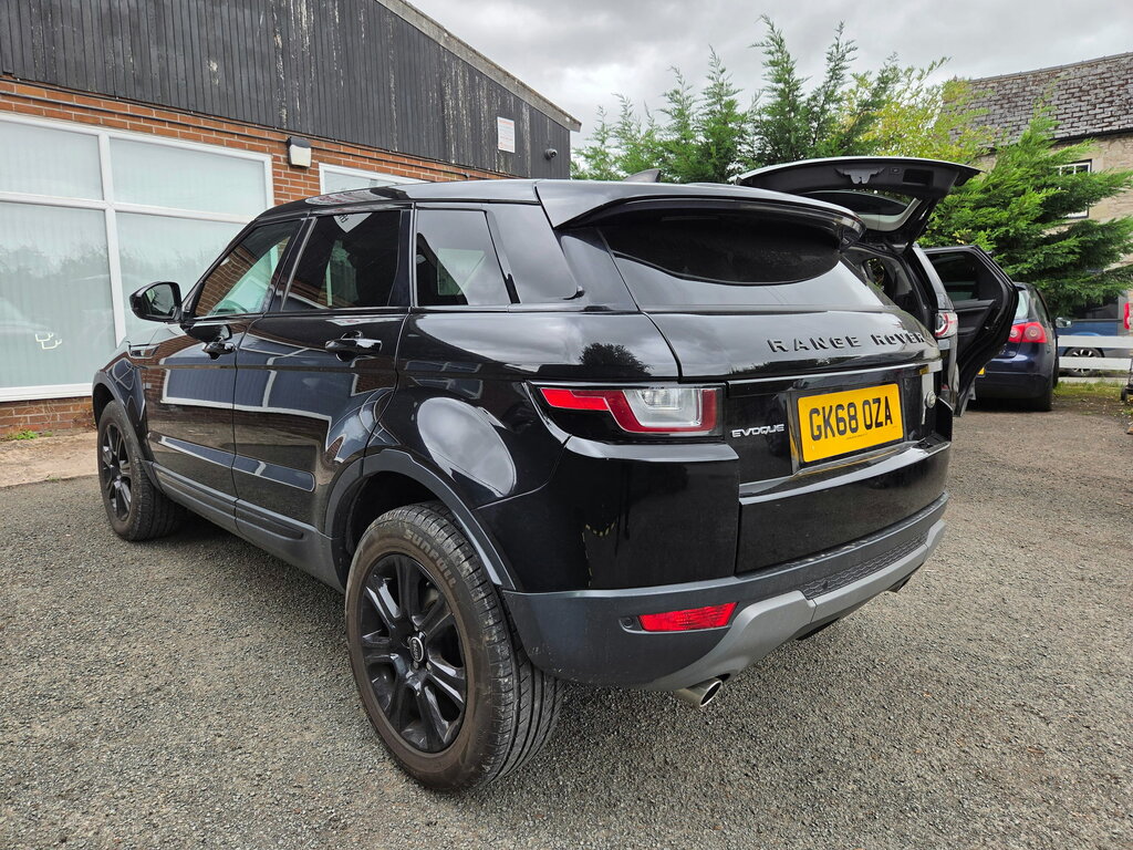 Land Rover Range Rover Evoque 2.0 Ed4 Se Tech Suv Fwd Euro 6 Black #3