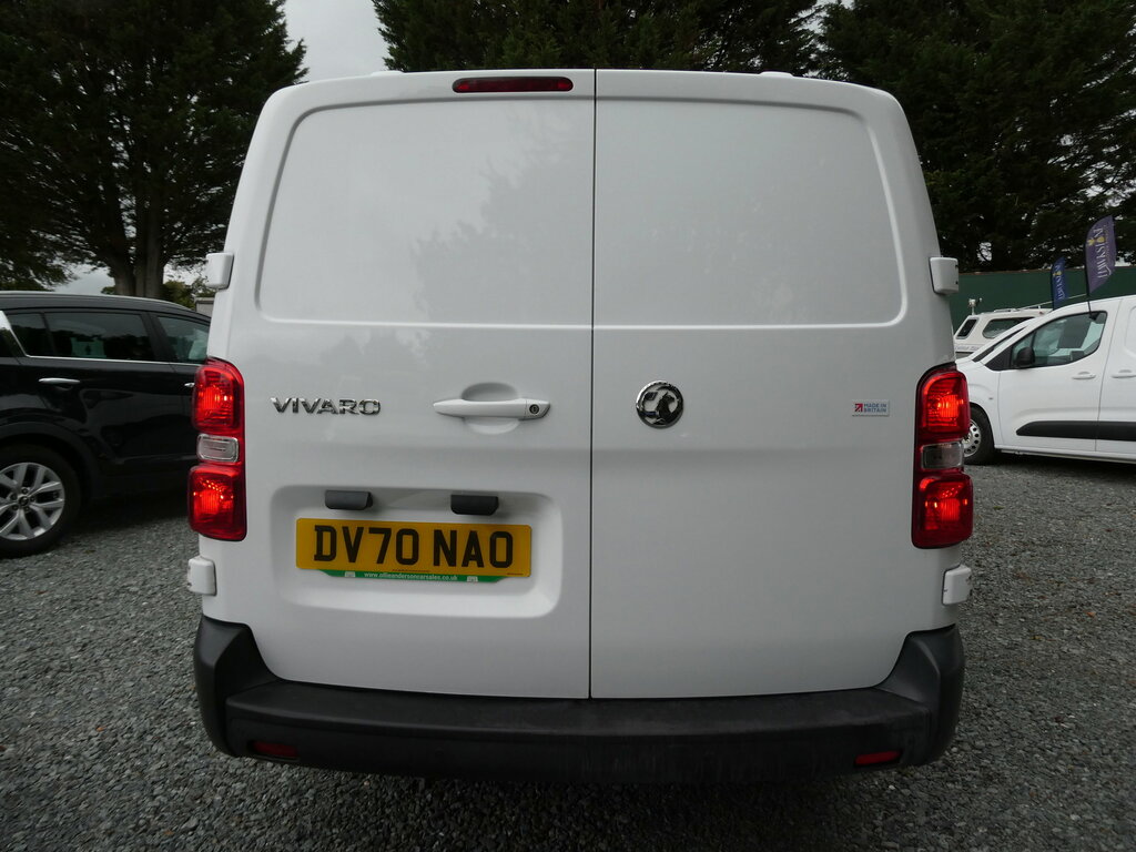Vauxhall Vivaro 1.5 Turbo D 2900 Sportive Panel Van Man White #4