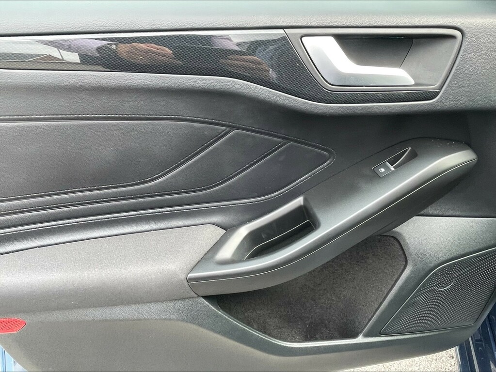 Ford Focus 1.0 St-line X Black #22