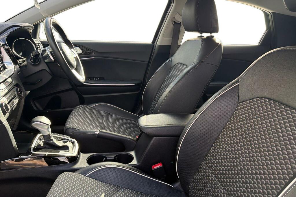 Kia Xceed 1.0T Gt-line White #7