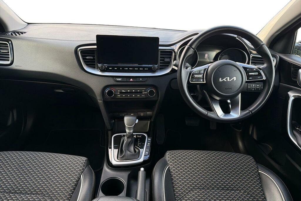 Kia Xceed 1.0T Gt-line White #8