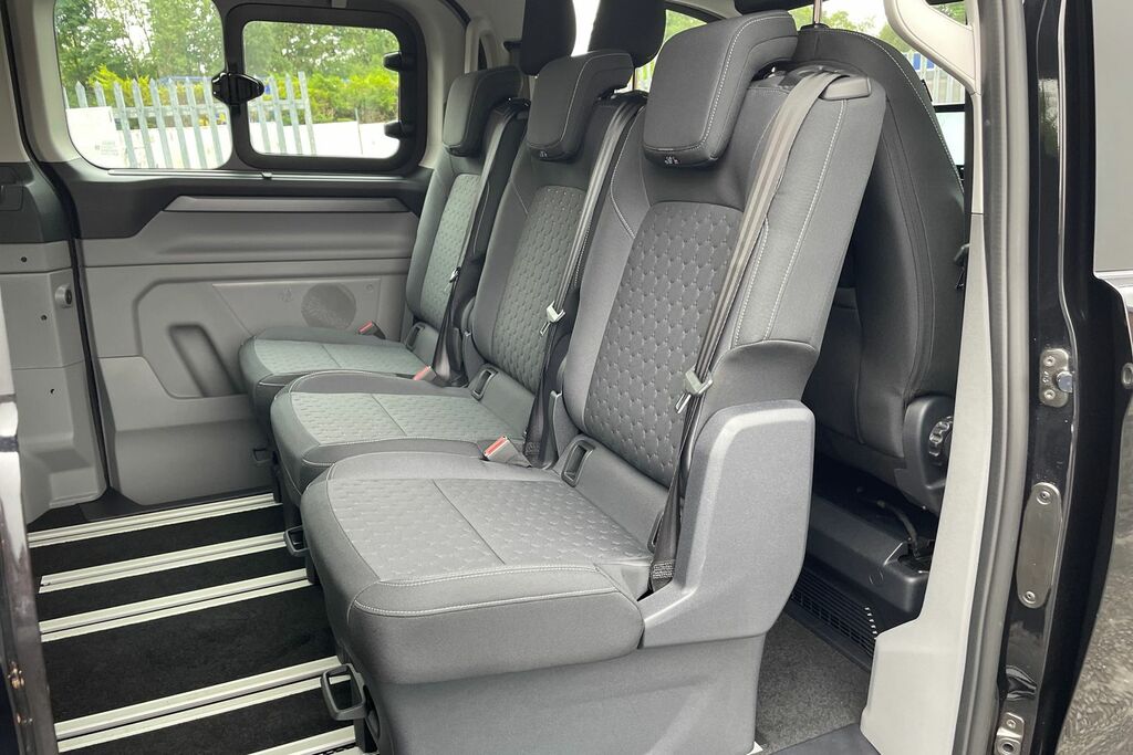 Ford Tourneo Custom Titanium Black #17