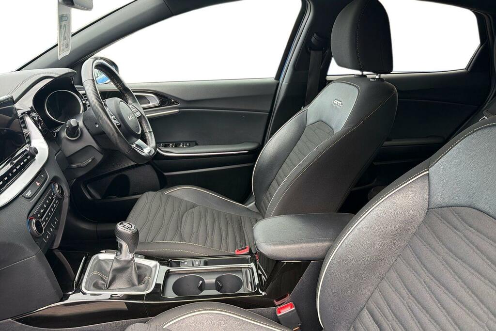 Kia Xceed 1.5T Gdi Isg 138 2 White #7