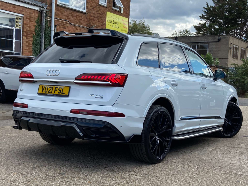 Audi Q7 S Line White #21