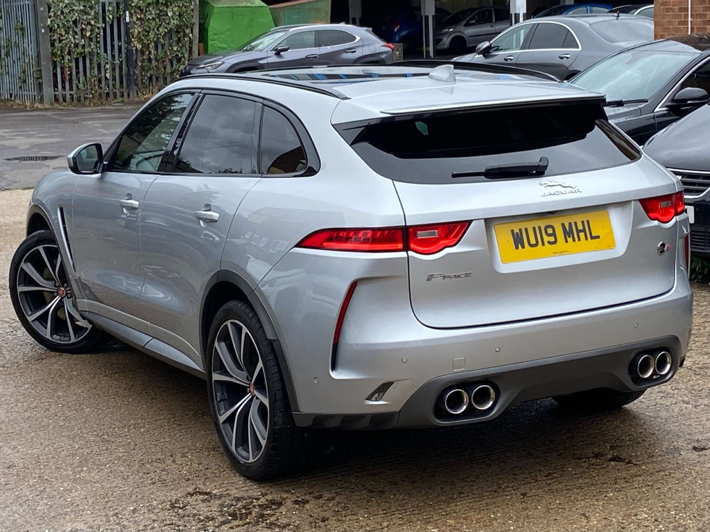 Jaguar F-Pace V8 Svr Suv Quickshift Awd Euro 6 Ss  #4