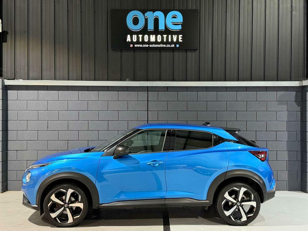 Nissan Juke Tekna Blue #6