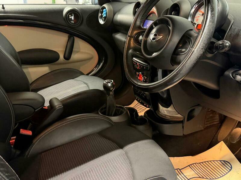 Mini Countryman  Green #7