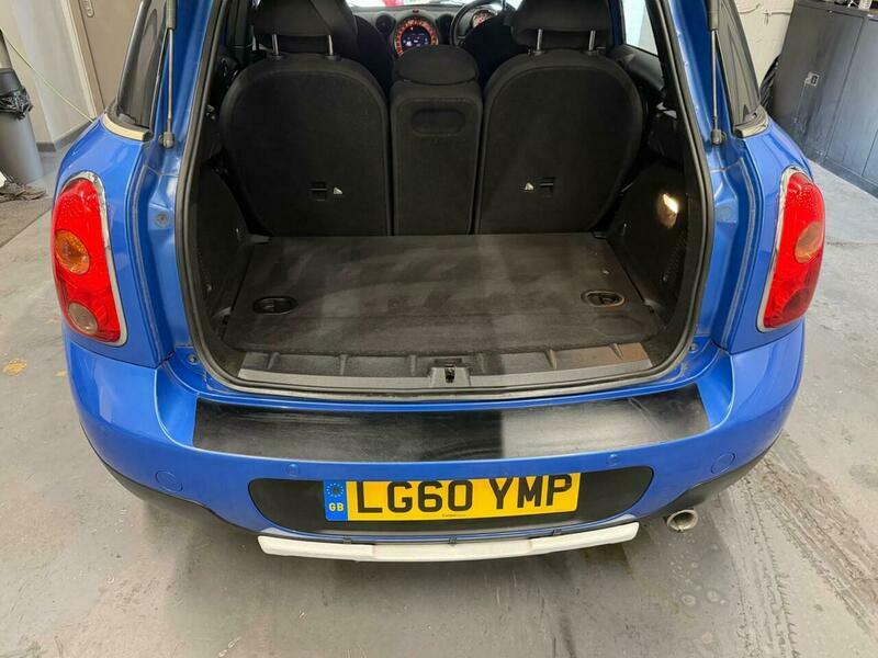 Mini Countryman  Green #24
