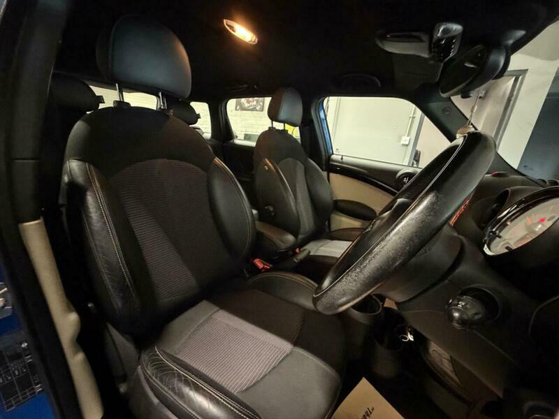 Mini Countryman  Green #13