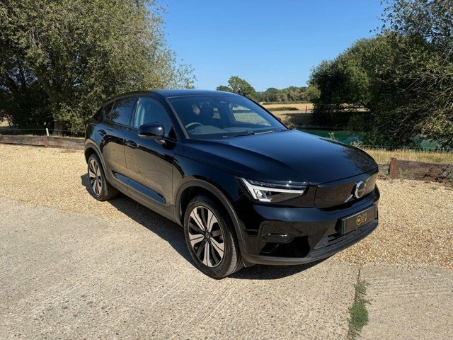 Volvo C40 Recharge 69Kwh Core Suv 231 Ps Black #4
