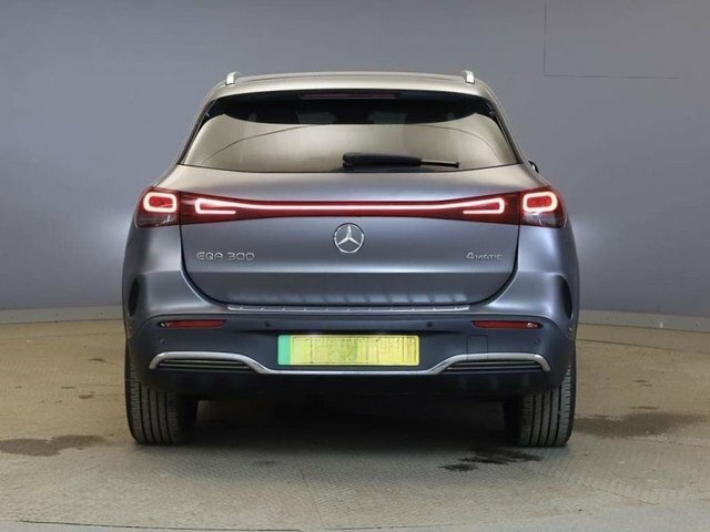 Mercedes-Benz EQA Eqa 300 66.5Kwh Amg Line Premium Suv Electri Grey #4