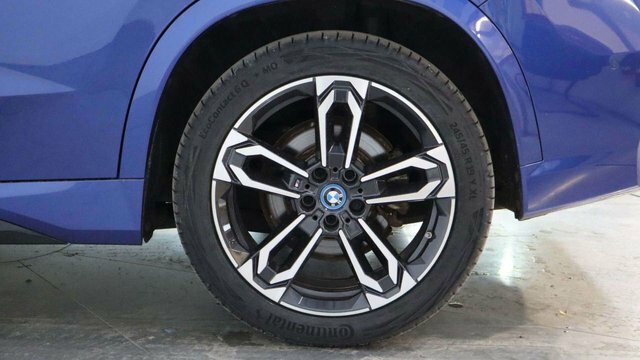 BMW iX1 Edrive20 M Sport Blue #14