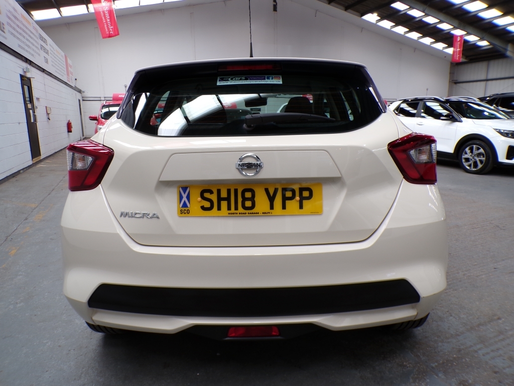 Nissan Micra 1.0 Acenta White #6